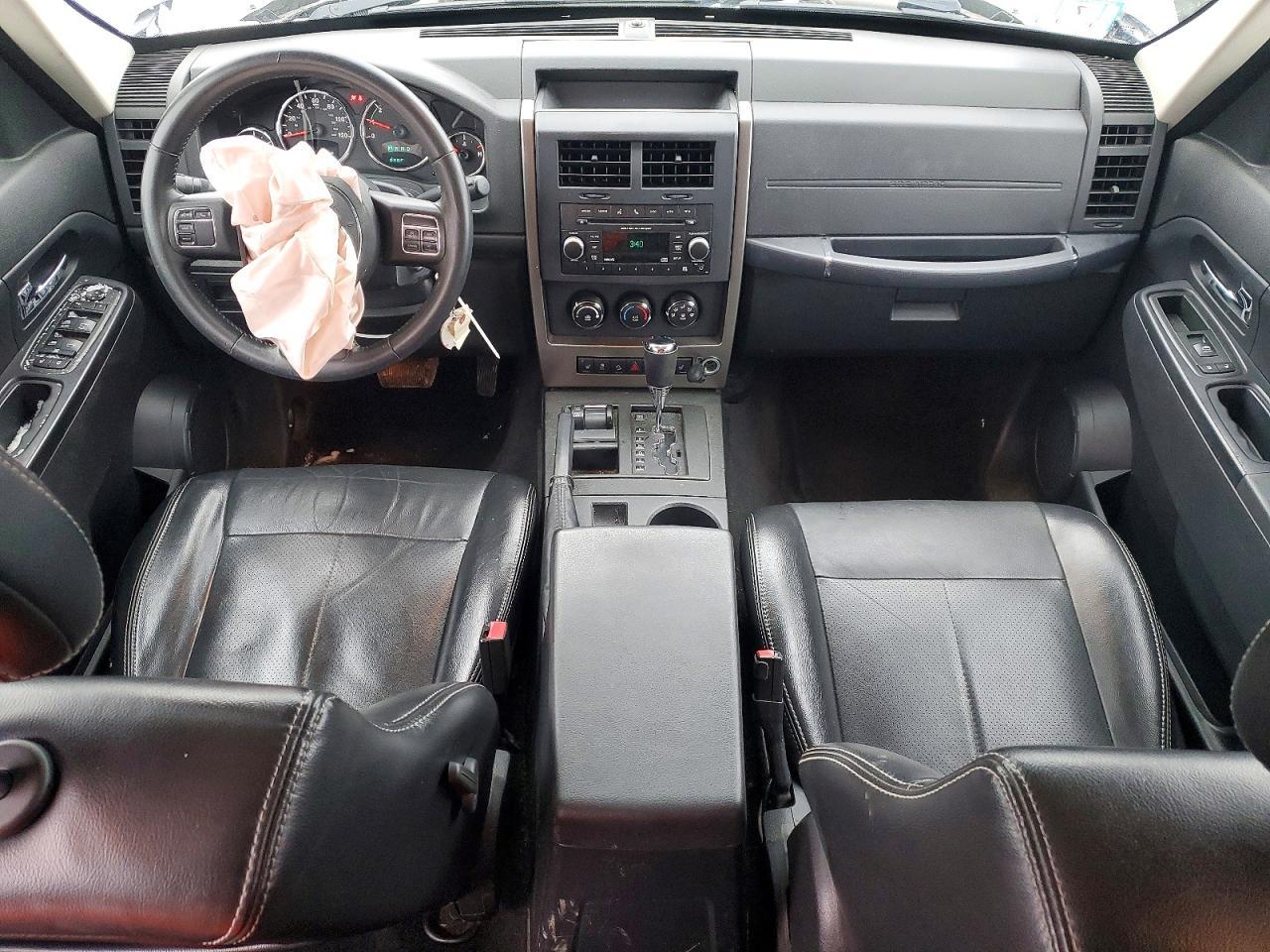 2012 JEEP Liberty