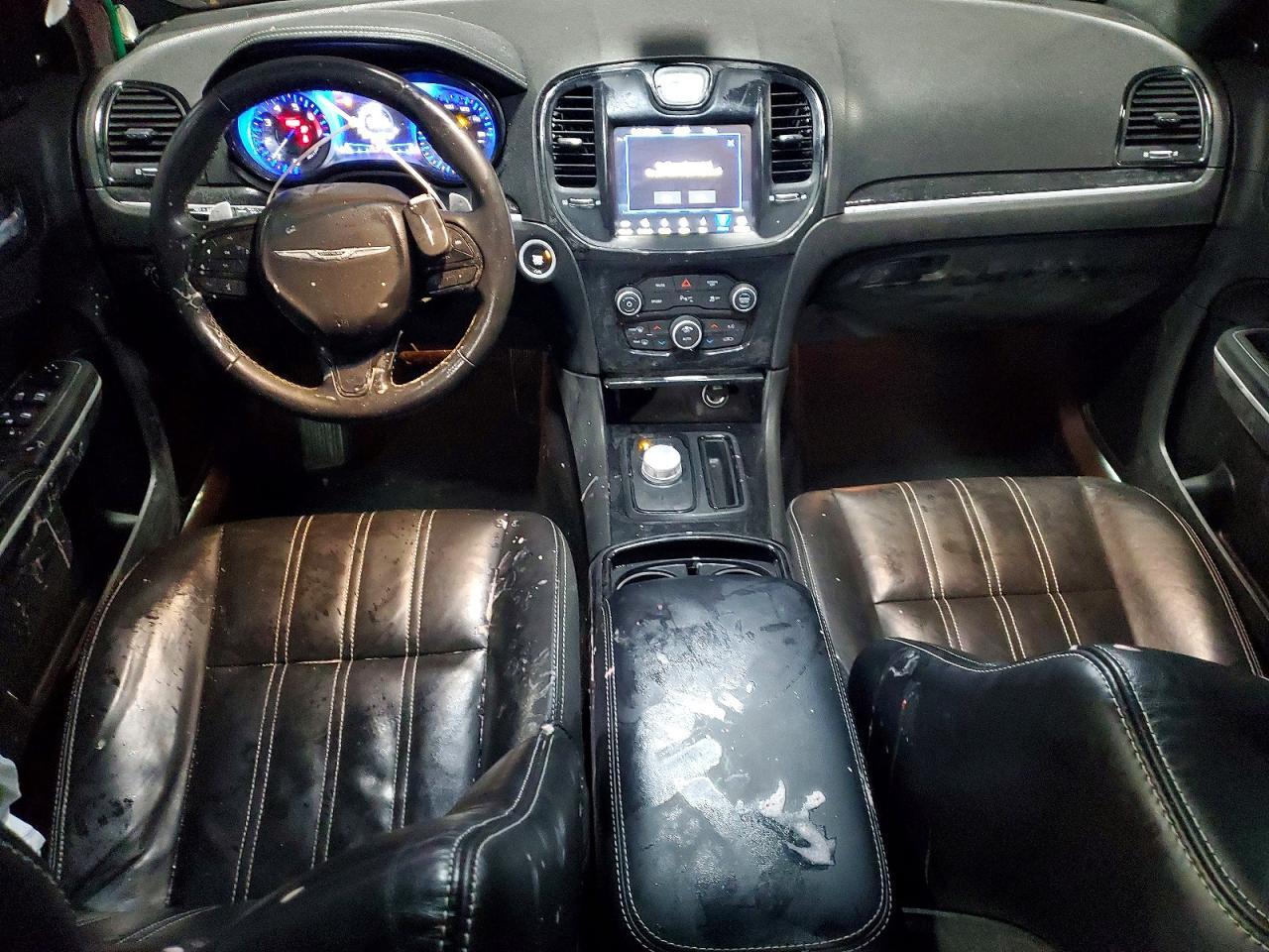 2022 CHRYSLER 300
