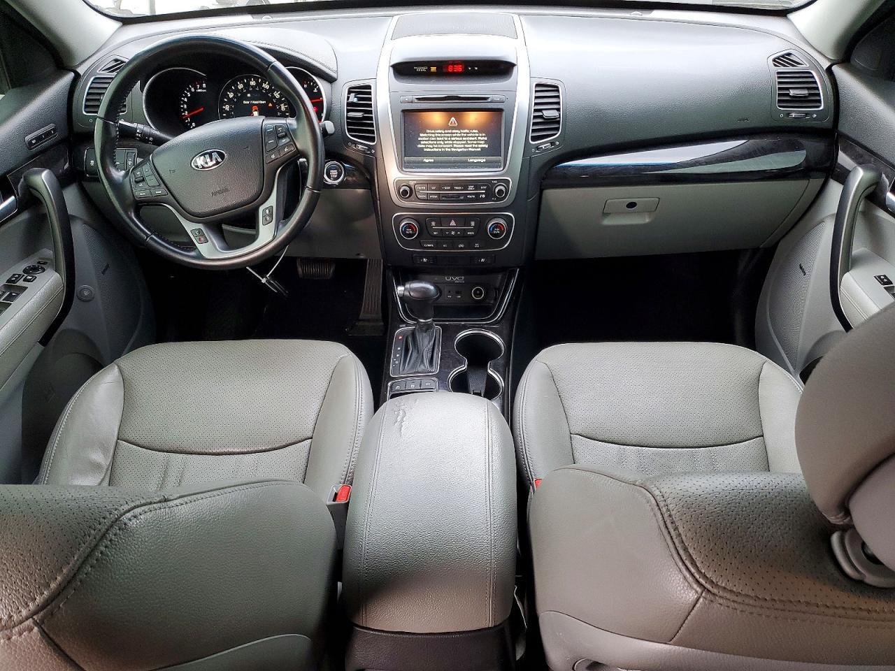2014 KIA SORENTO