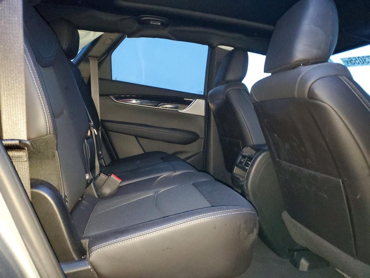 2024 CADILLAC XT5
