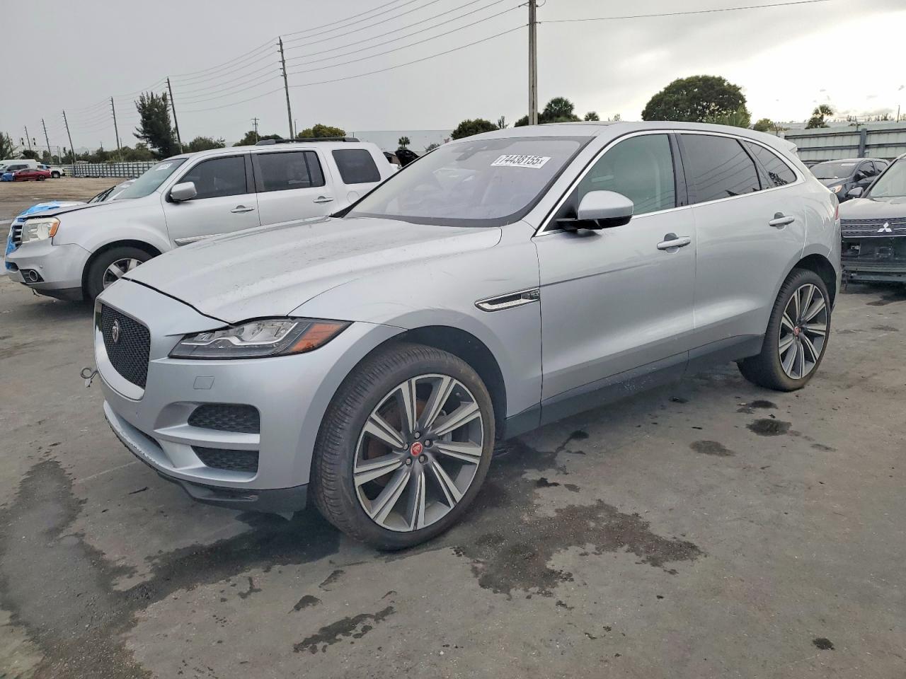 2017 JAGUAR F-Pace