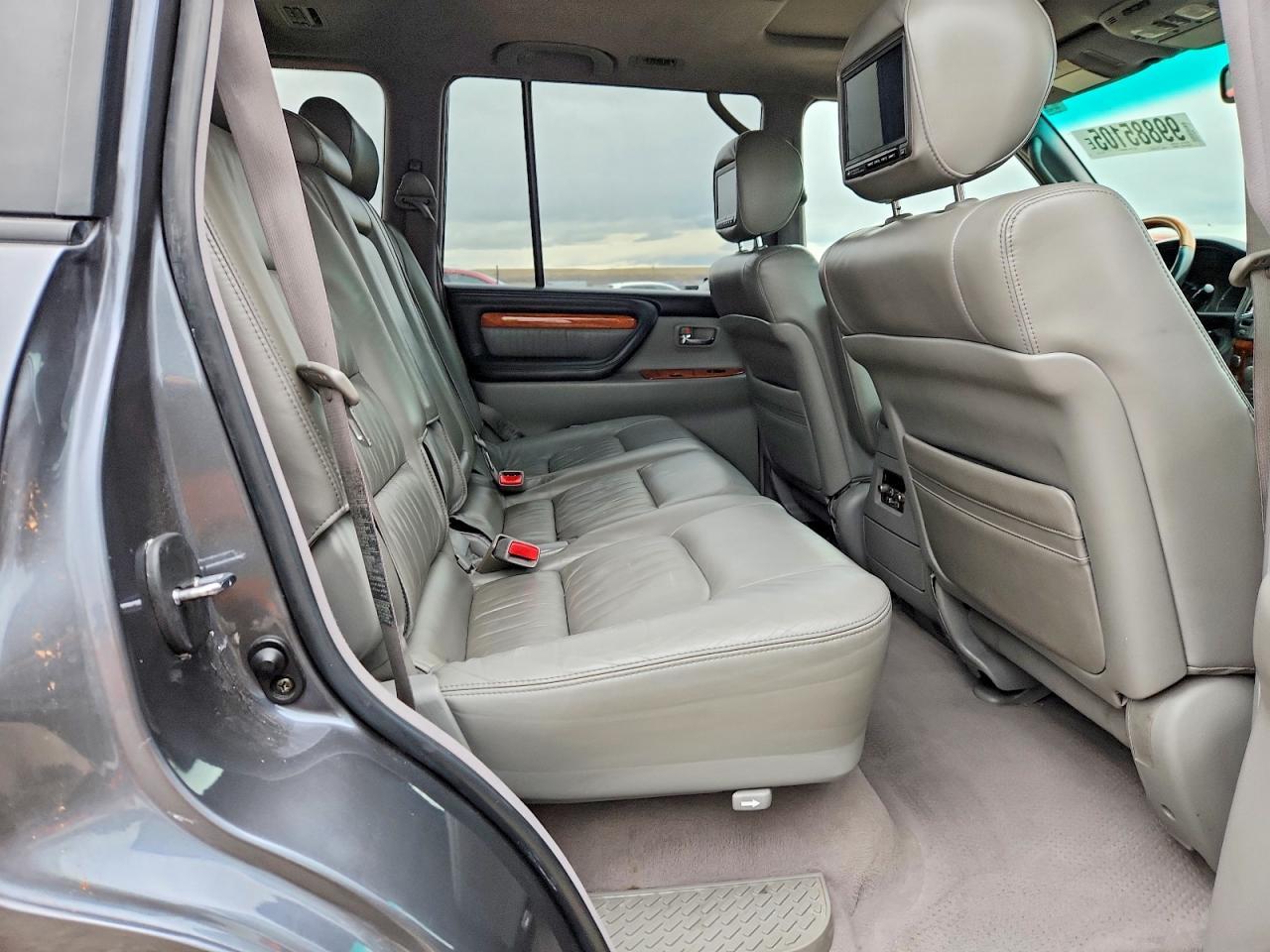 2005 LEXUS Lx 470