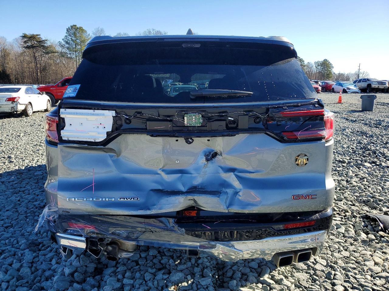 2025 GMC ACADIA