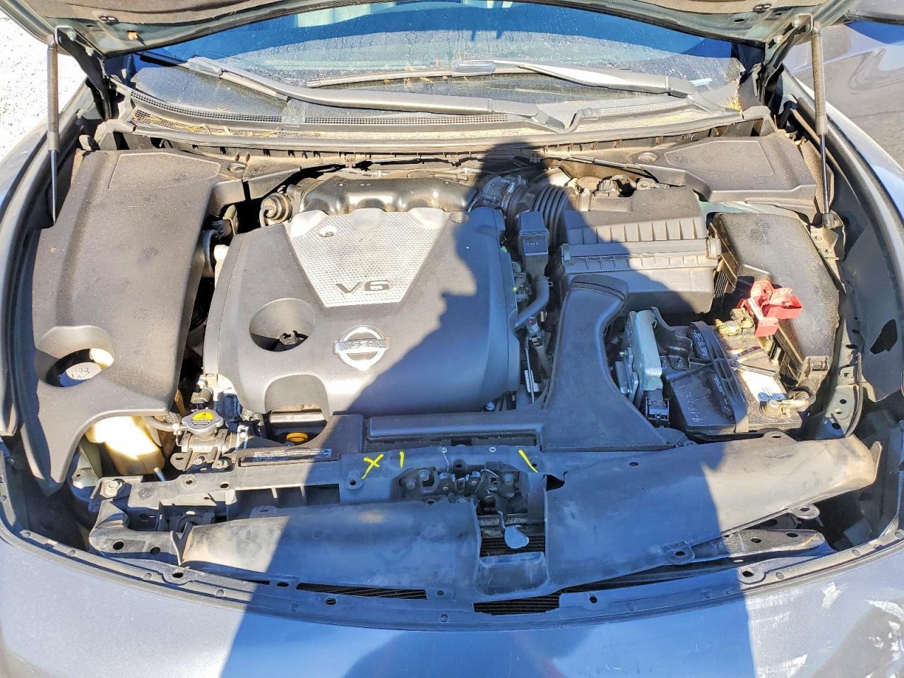 2010 NISSAN Maxima