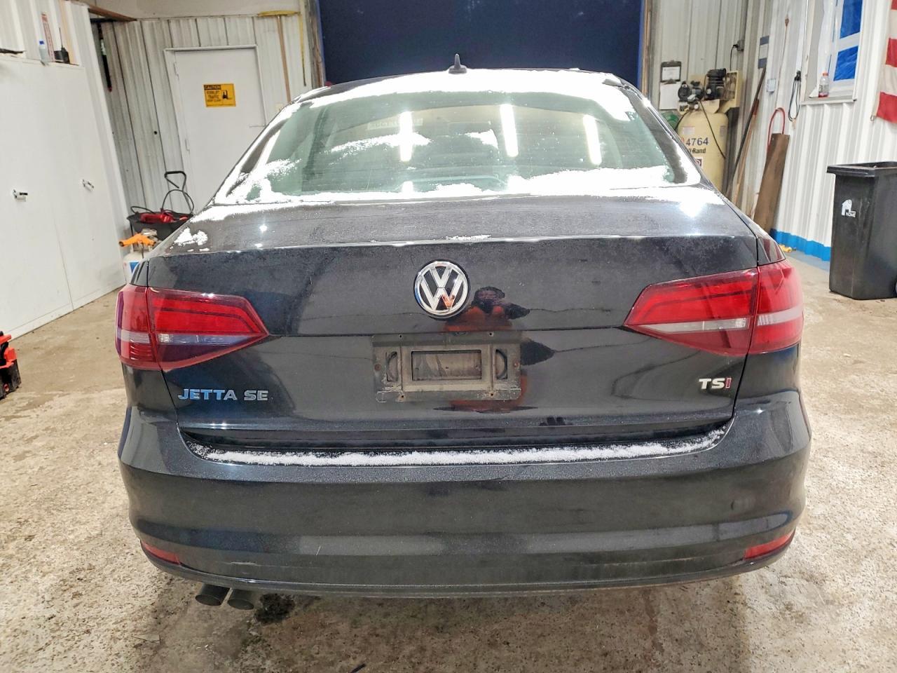 2018 VOLKSWAGEN JETTA