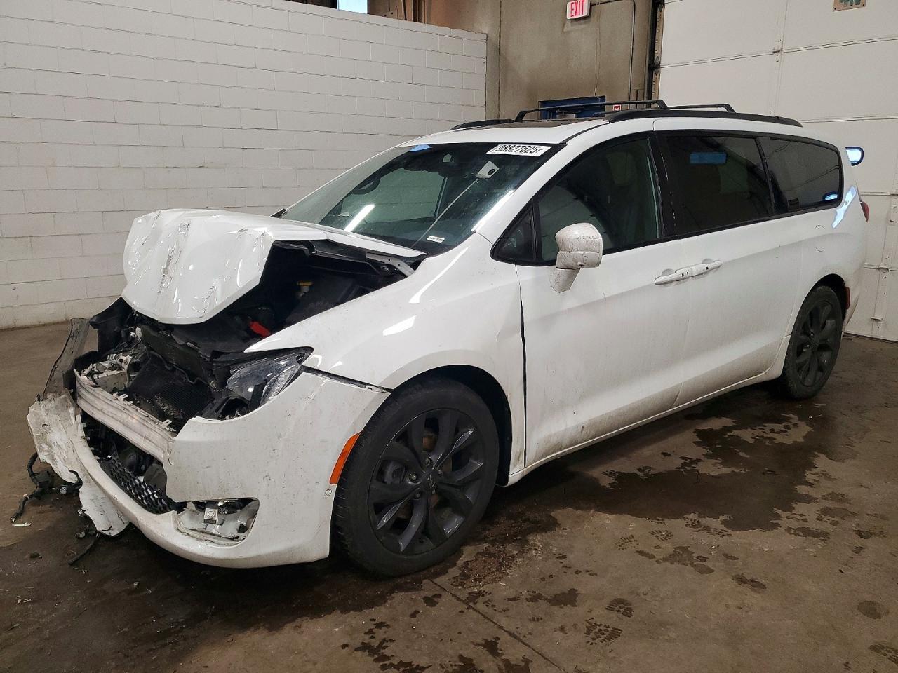 2019 CHRYSLER Pacifica