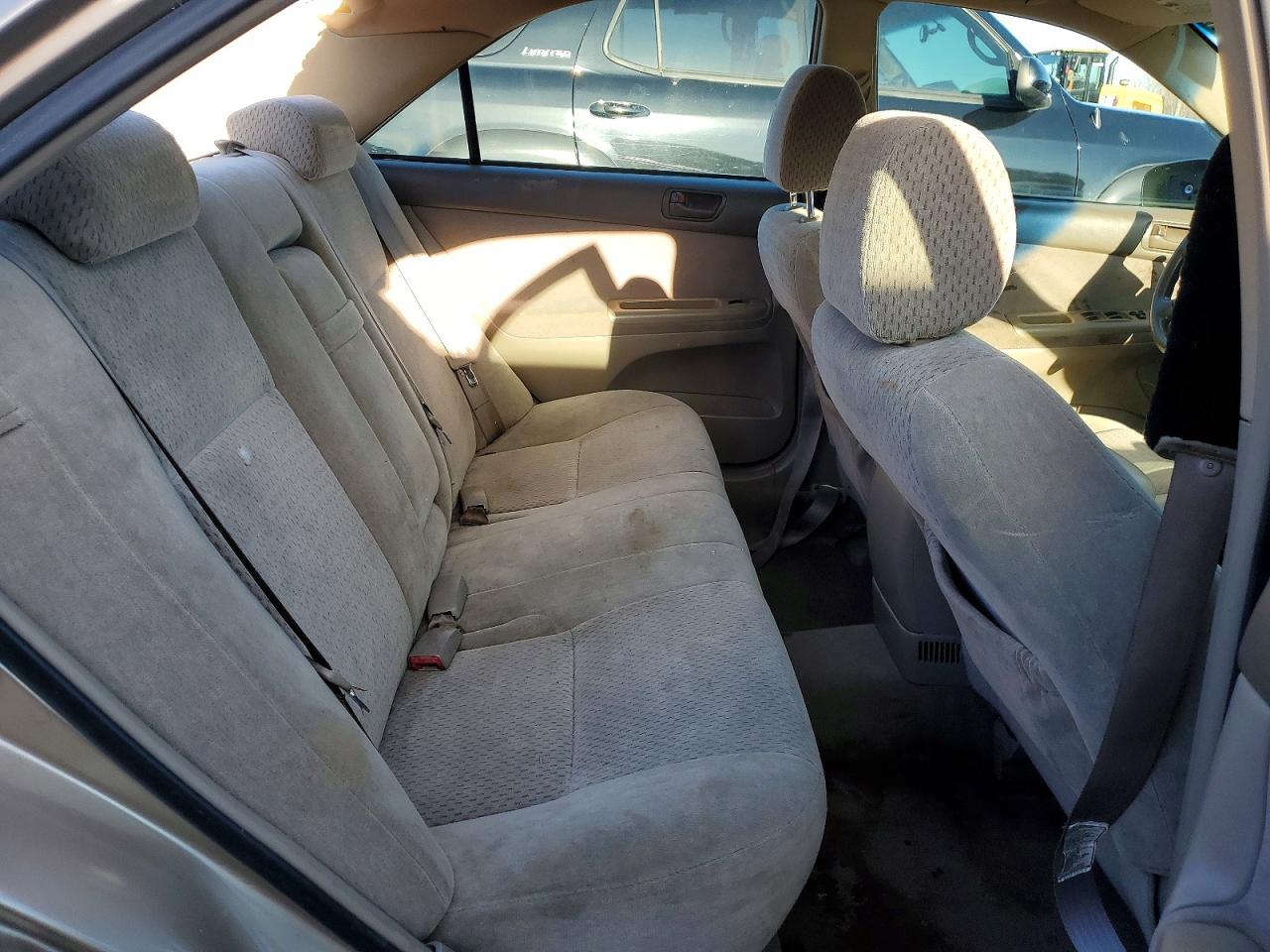 2004 TOYOTA CAMRY