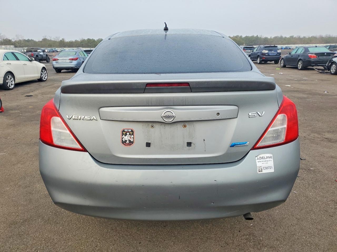 2013 NISSAN VERSA