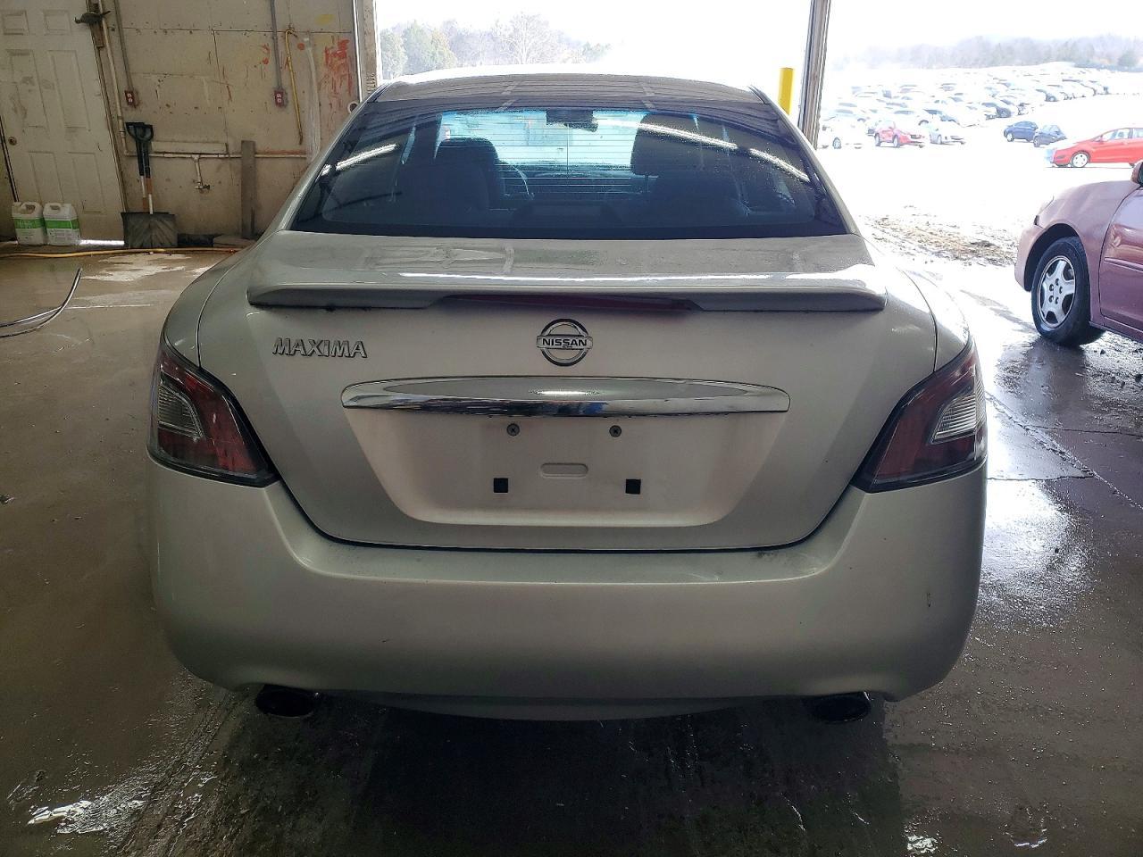 2014 NISSAN Maxima
