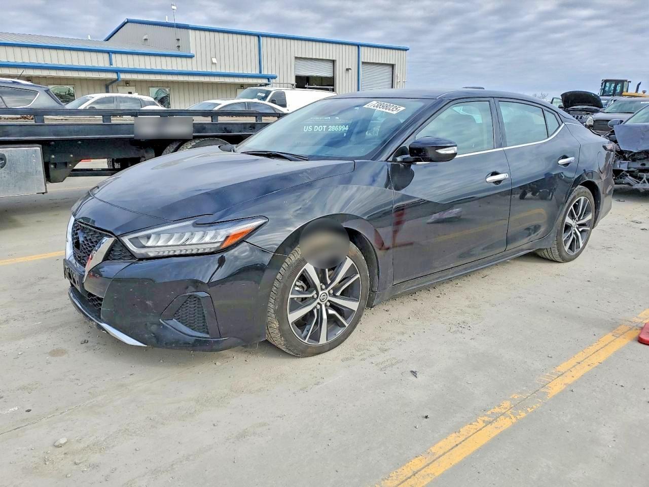 2022 NISSAN Maxima
