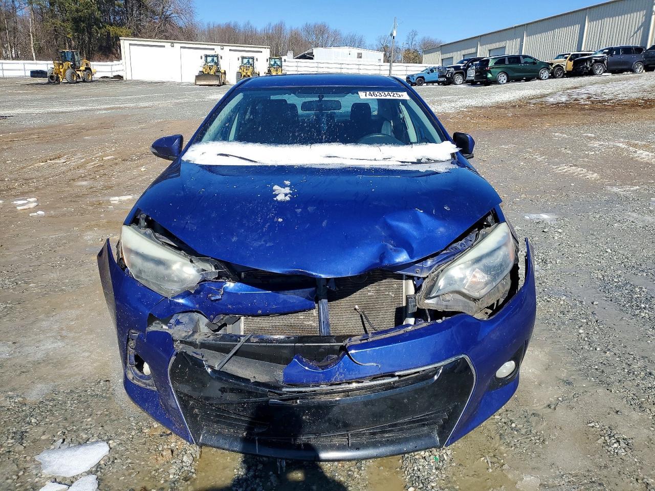 2015 TOYOTA COROLLA