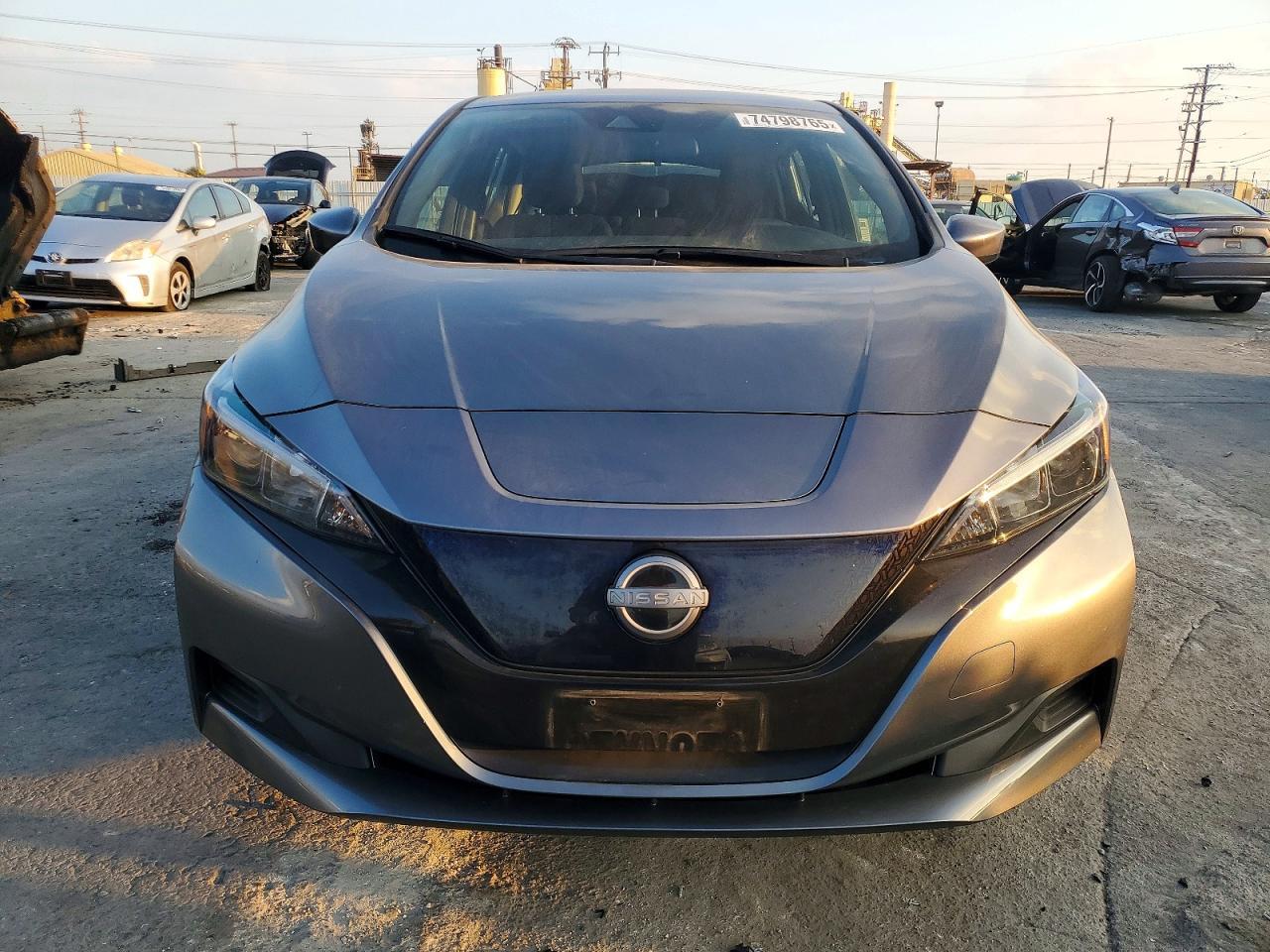 2023 NISSAN LEAF