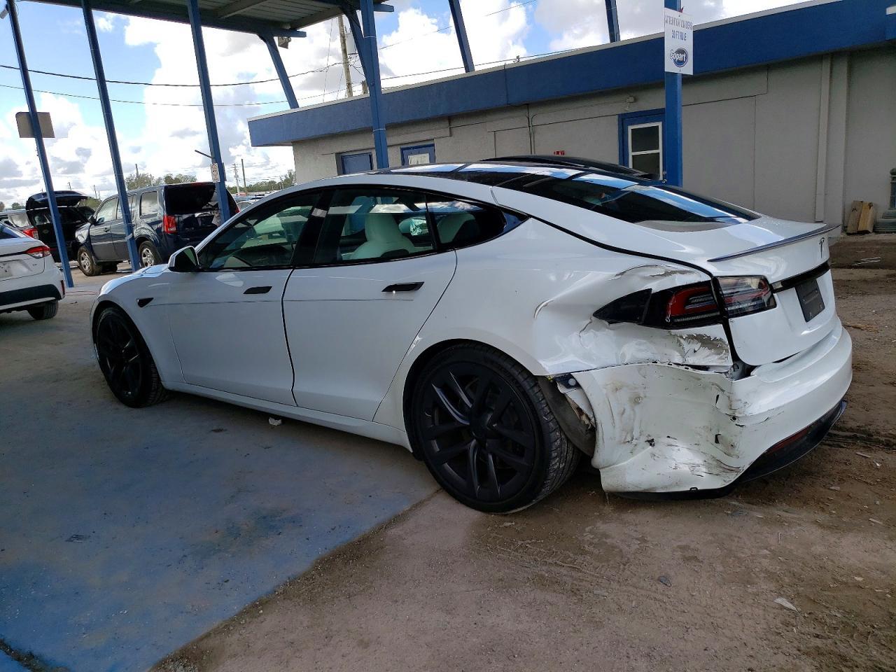 2022 TESLA MODEL S