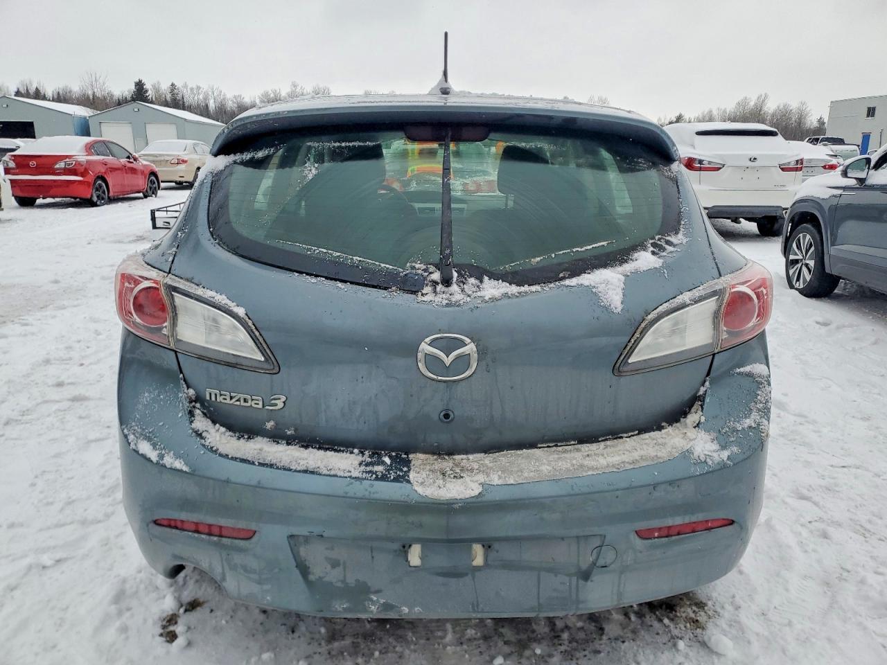 2013 MAZDA 3