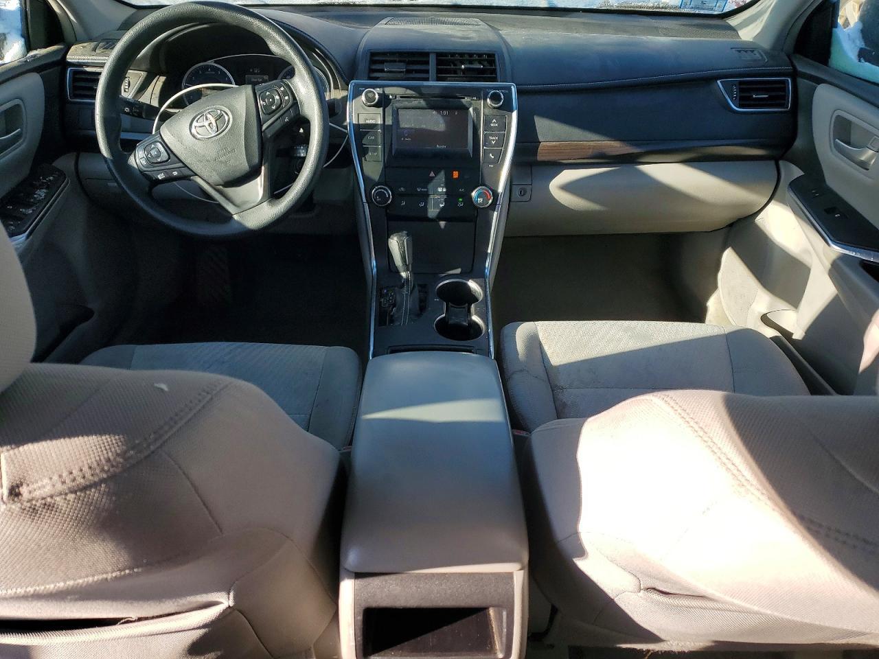 2016 TOYOTA CAMRY