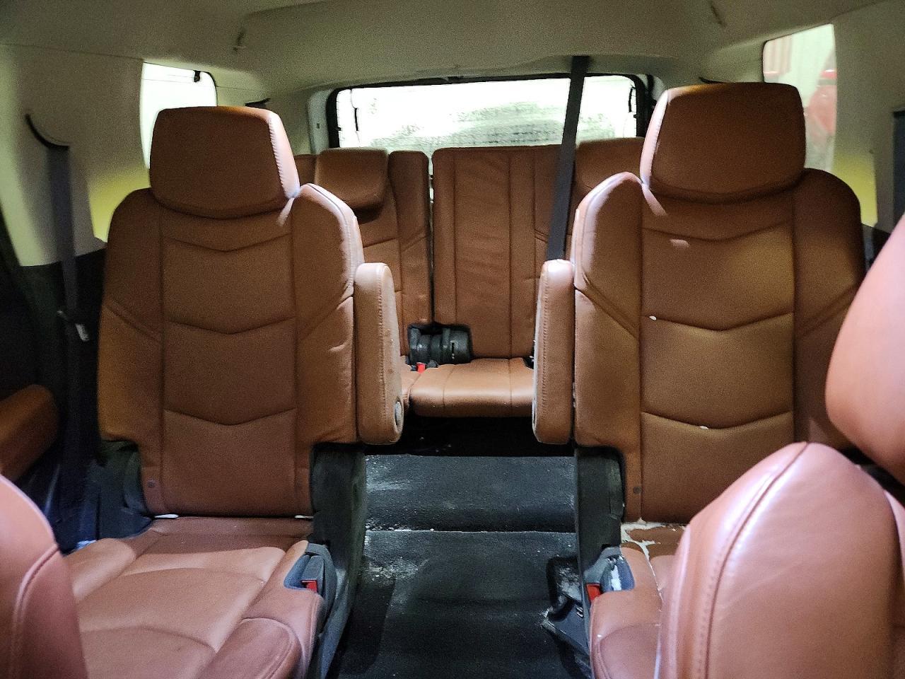 2016 CADILLAC ESCALADE