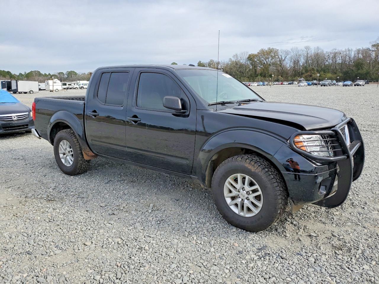 2015 NISSAN Frontier