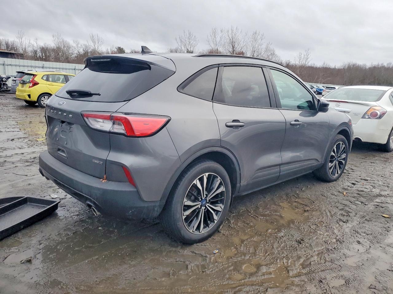 2021 FORD ESCAPE