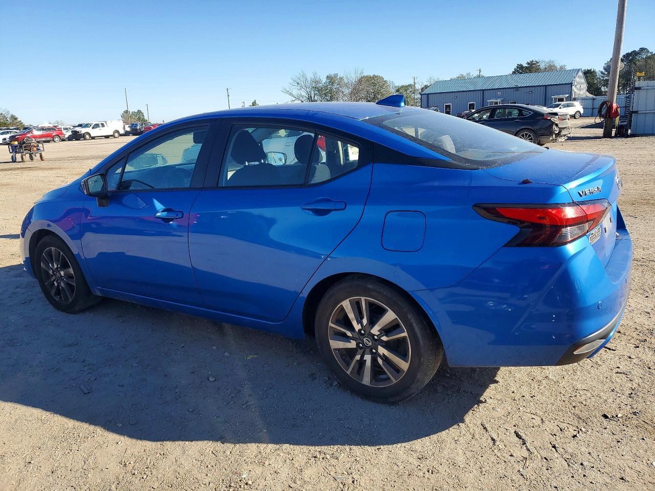 2021 NISSAN VERSA