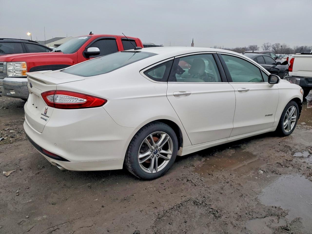 2016 FORD FUSION