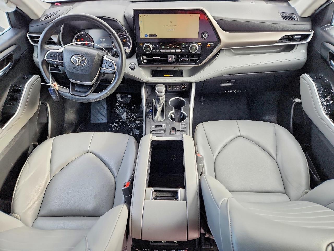 2023 TOYOTA HIGHLANDER