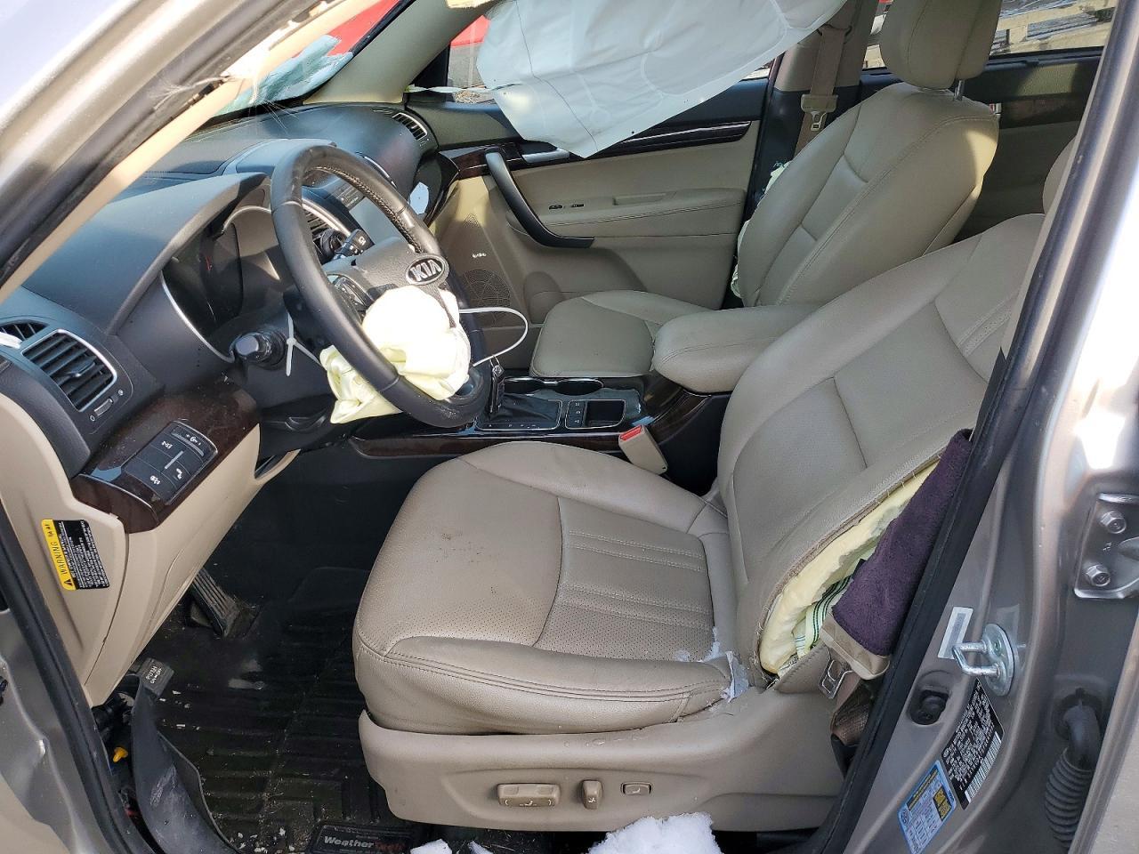 2015 KIA SORENTO