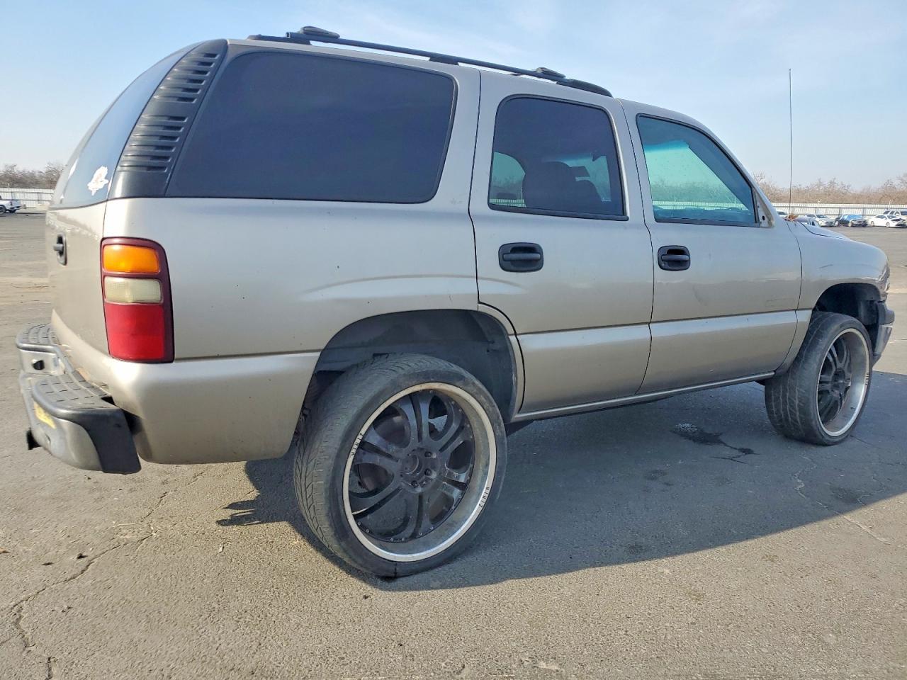 2002 CHEVROLET Tahoe