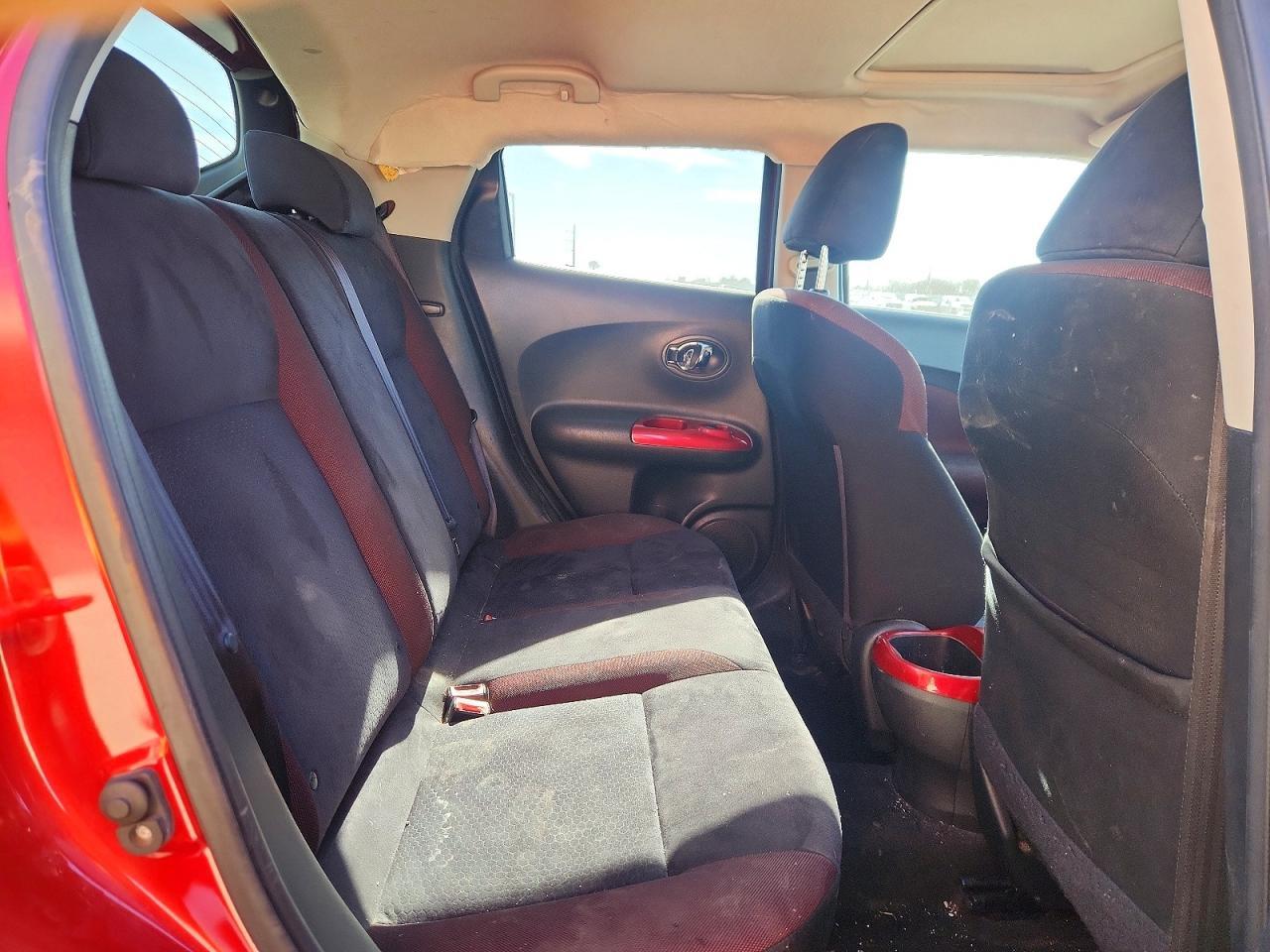 2016 NISSAN Juke