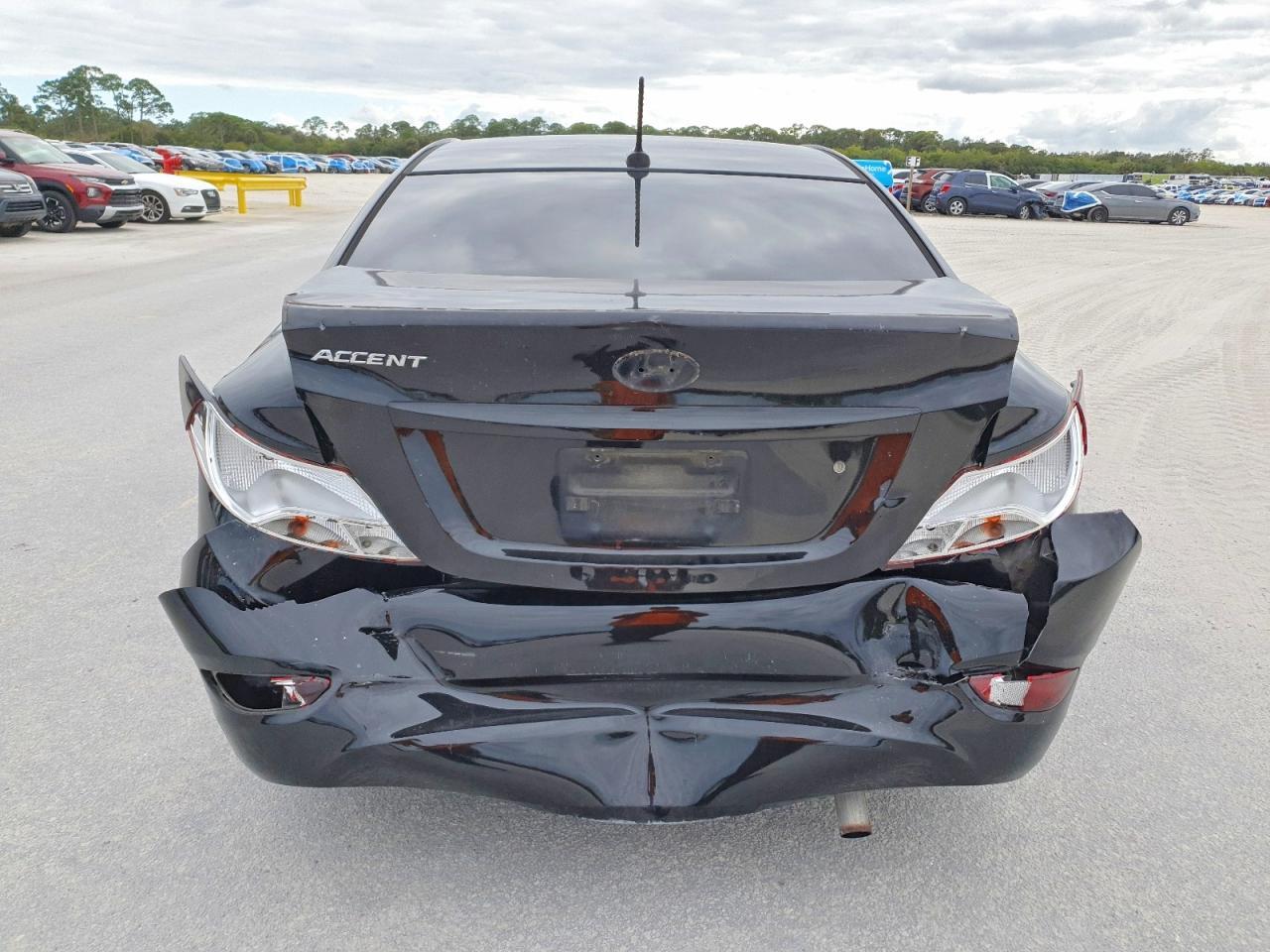 2015 HYUNDAI ACCENT