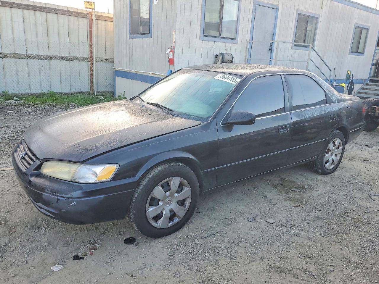 1997 TOYOTA CAMRY