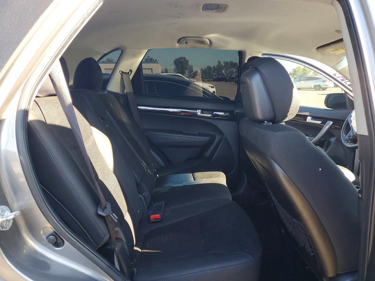 2014 KIA SORENTO