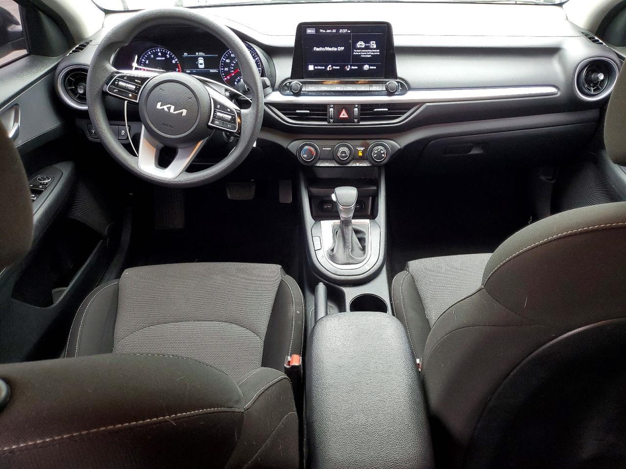2023 KIA FORTE