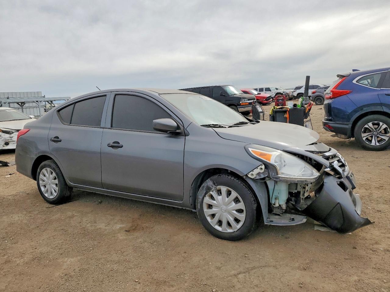 2019 NISSAN VERSA