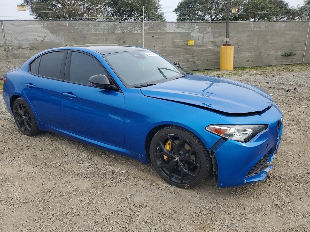 2021 ALFA ROMEO Giulia