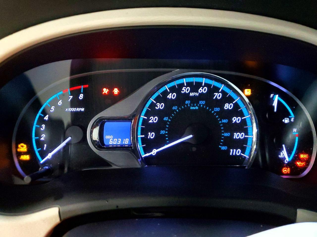 2014 TOYOTA SIENNA