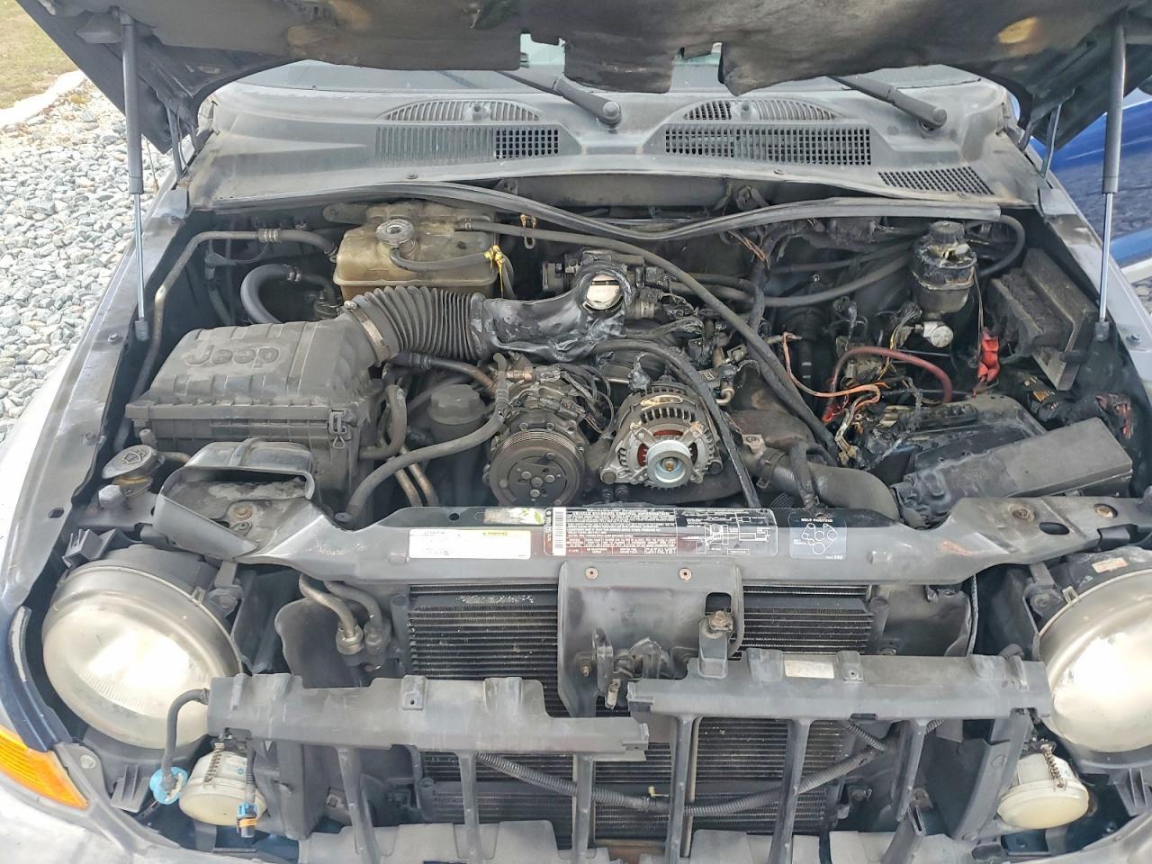 2005 JEEP Liberty