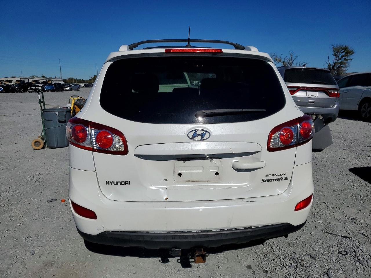 2011 HYUNDAI SANTA FE