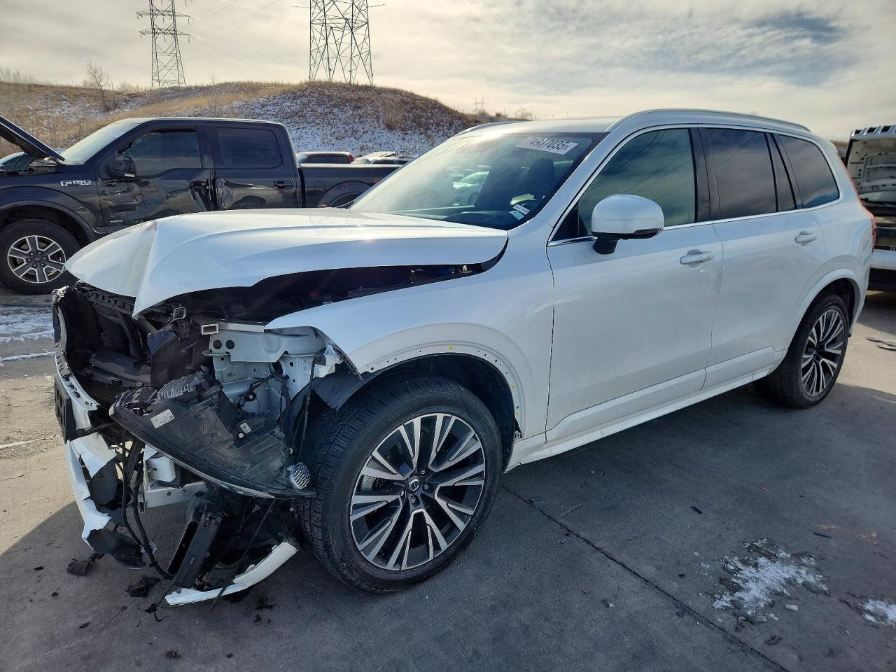 2020 VOLVO XC90