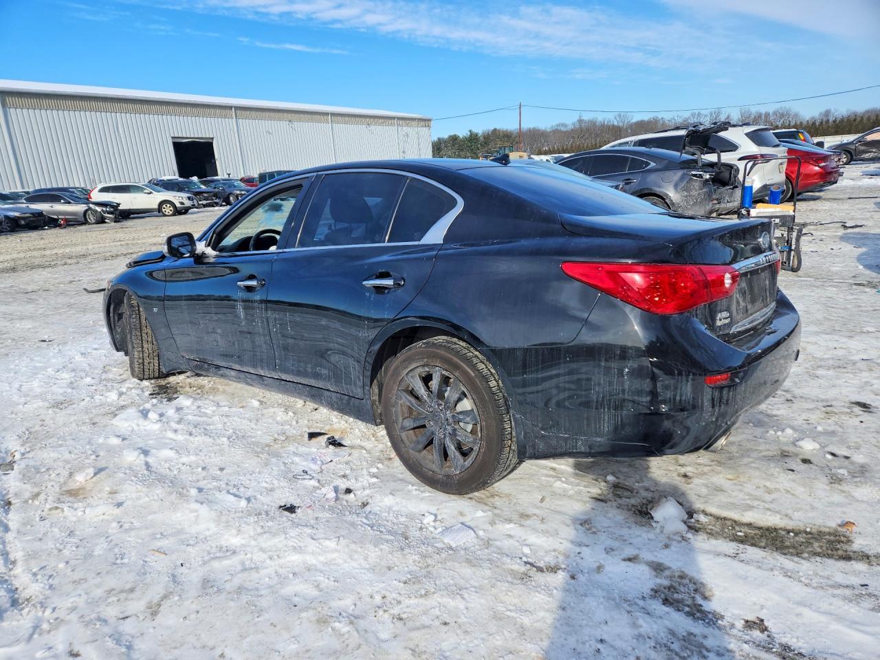 2015 INFINITI Q50