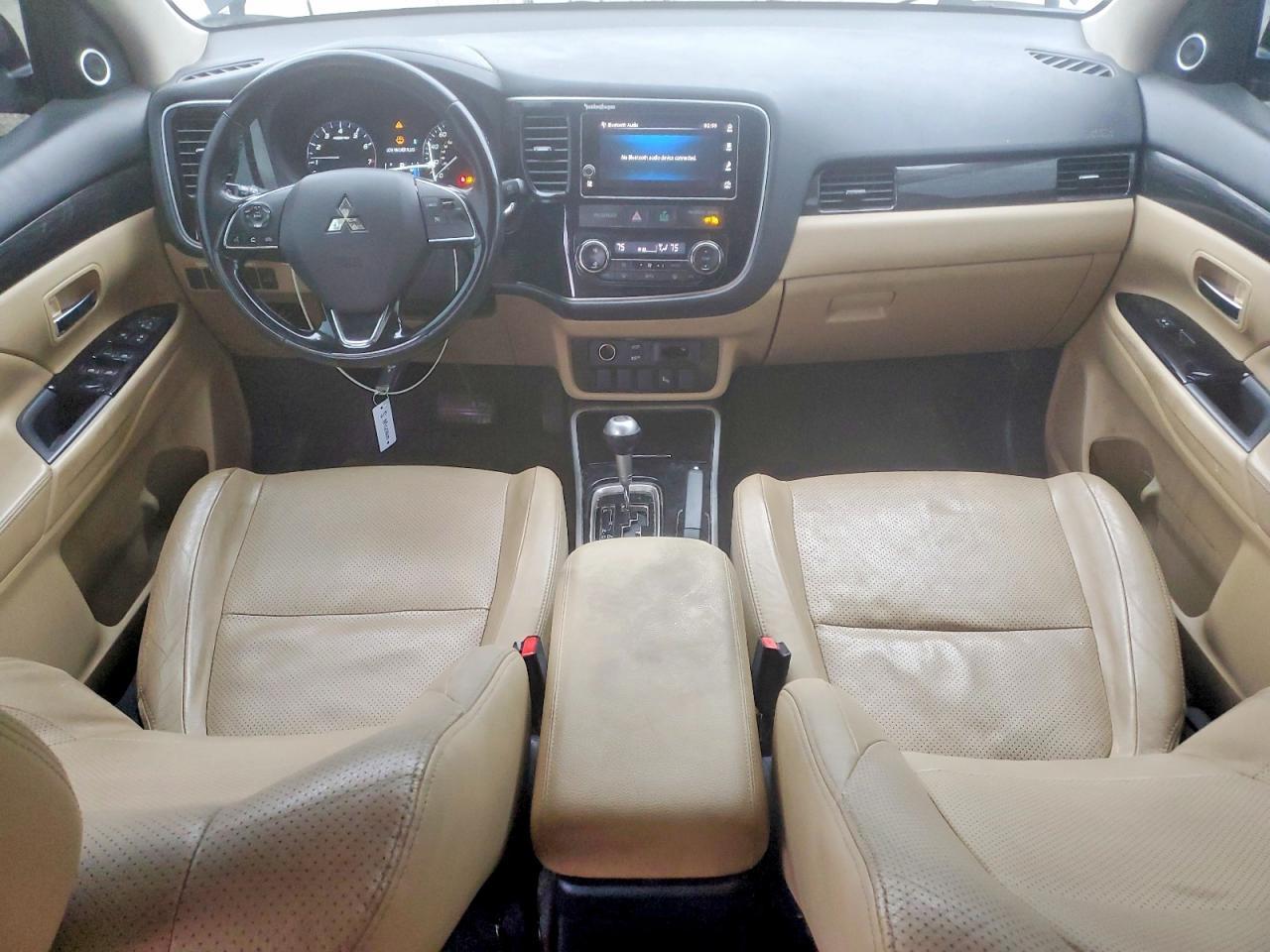 2017 MITSUBISHI outlander