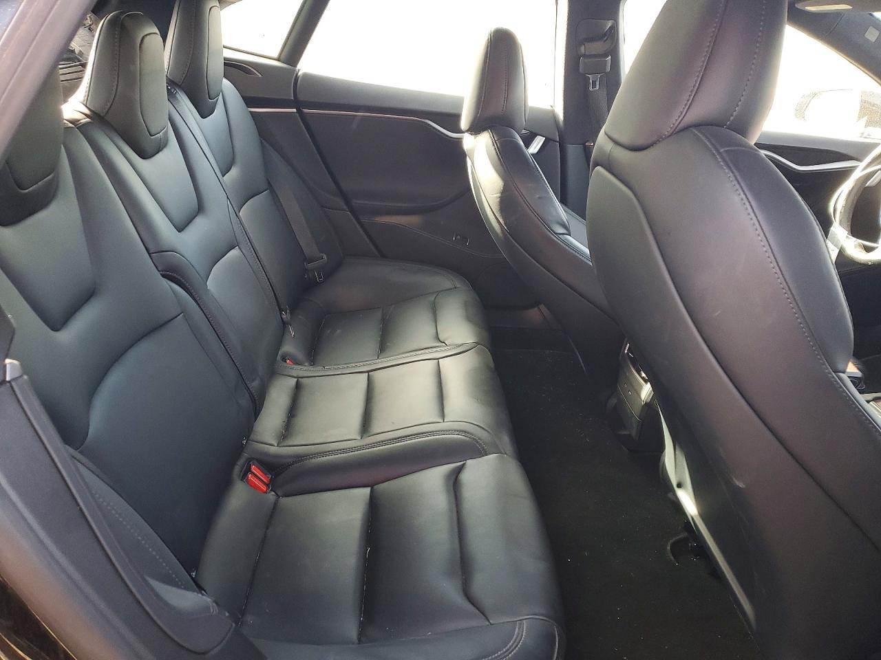 2020 TESLA MODEL S