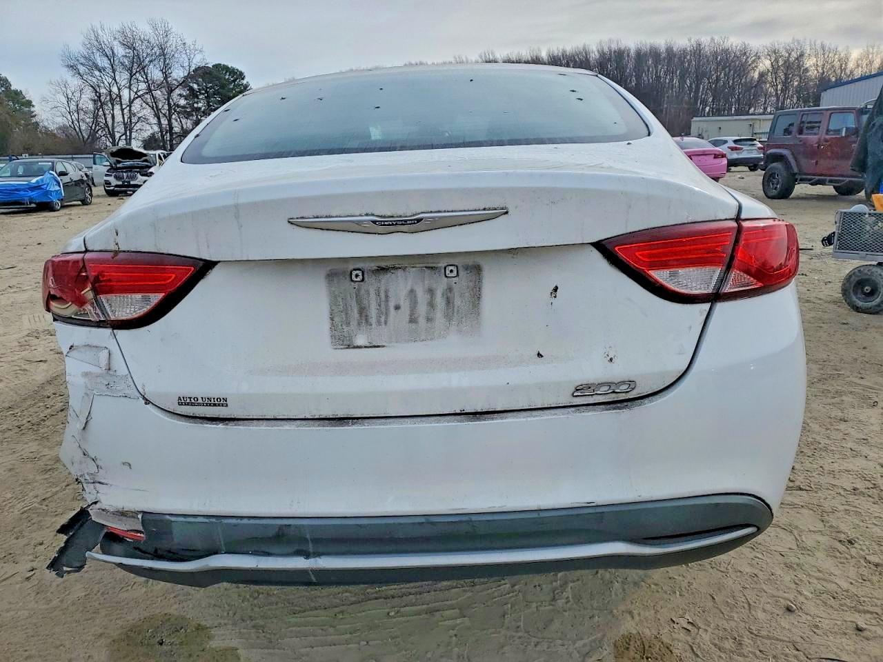 2015 CHRYSLER 200