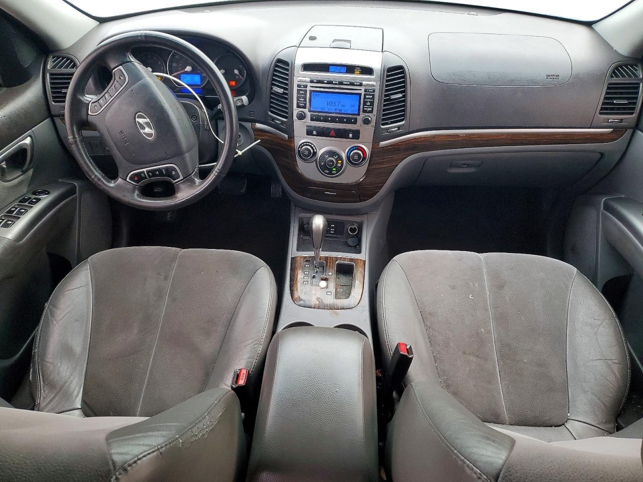 2011 HYUNDAI SANTA FE