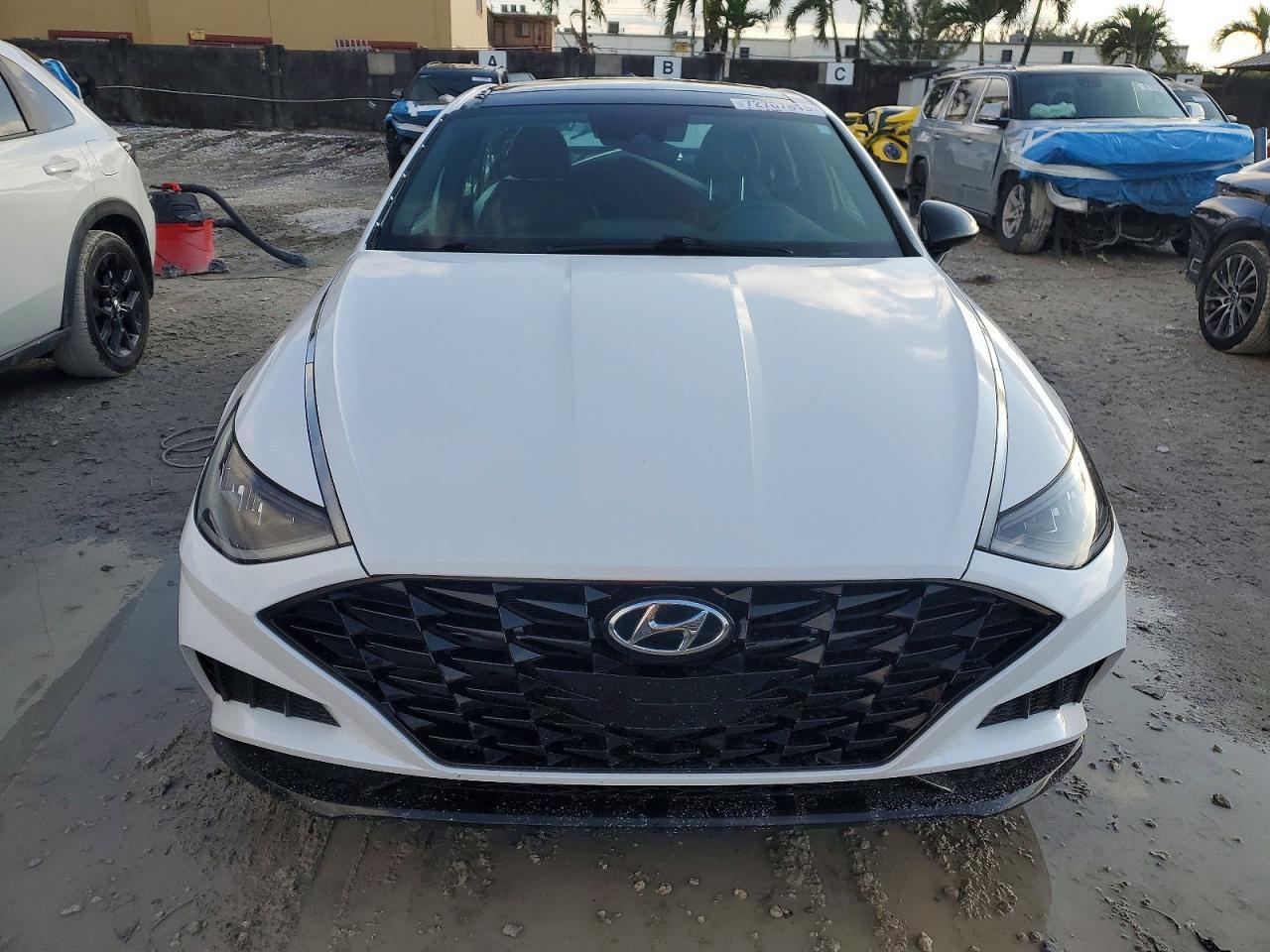 2023 HYUNDAI SONATA