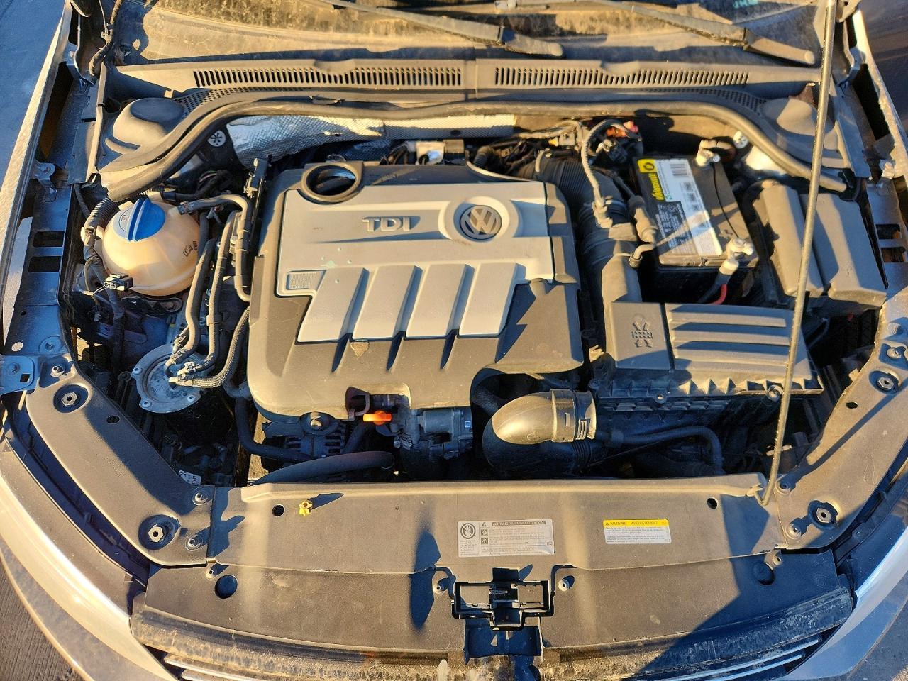 2014 VOLKSWAGEN JETTA