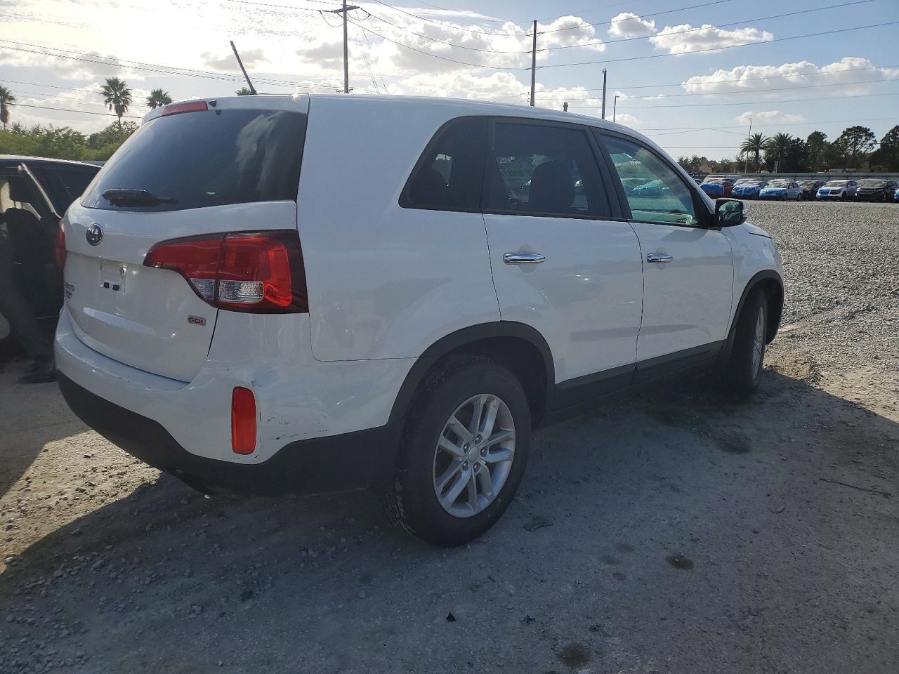 2015 KIA SORENTO