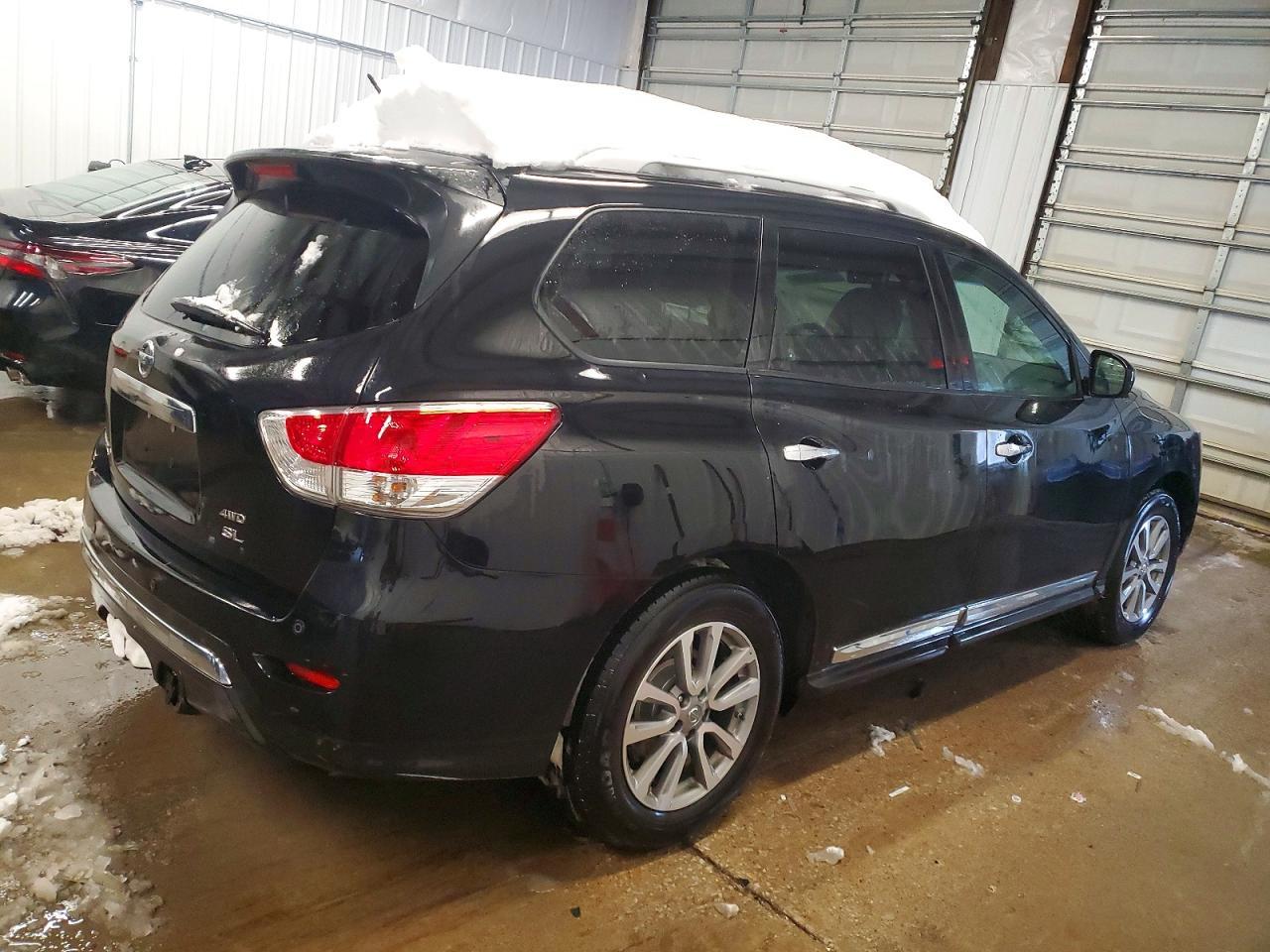 2016 NISSAN PATHFINDER