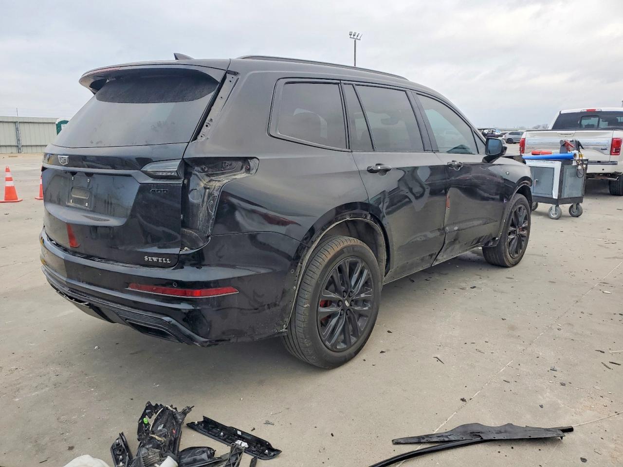 2023 CADILLAC XT6