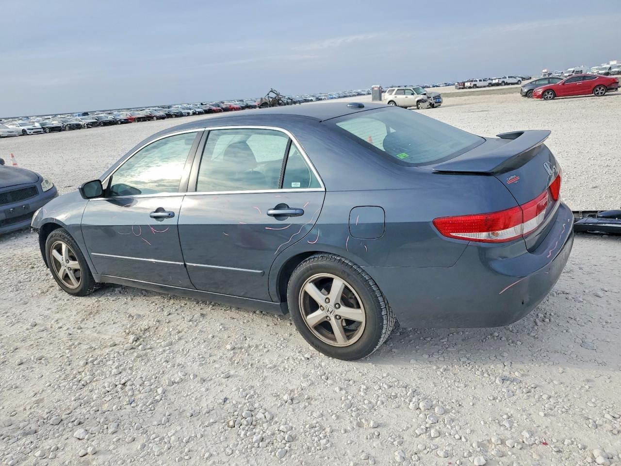2004 HONDA ACCORD