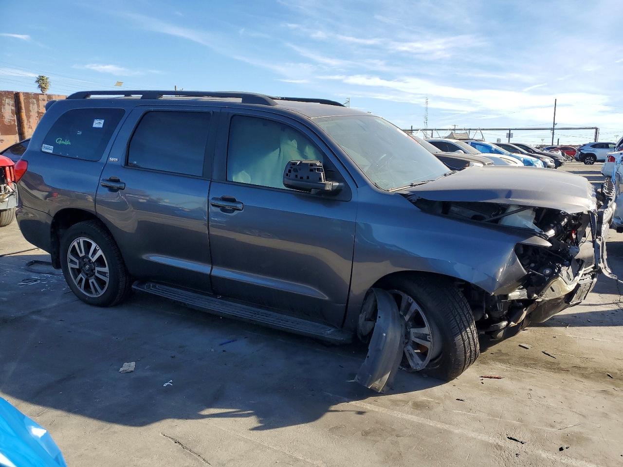 2017 TOYOTA Sequoia